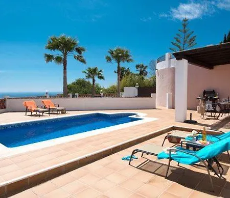 Βίλα With Private Pool, Mountain And Sea Views